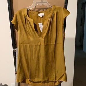 Loft medium gold cap sleeve blouse